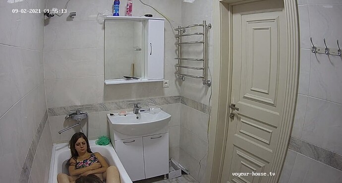 Voyeur House TV 🔥 – #1 FREE Source for hidden real life cams (4)