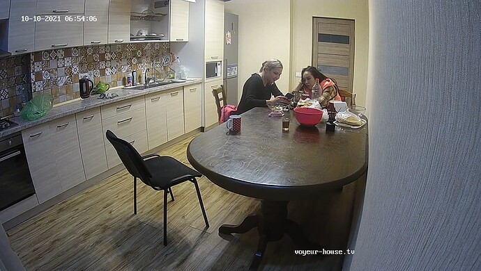 realm69-cam12-1633847859
