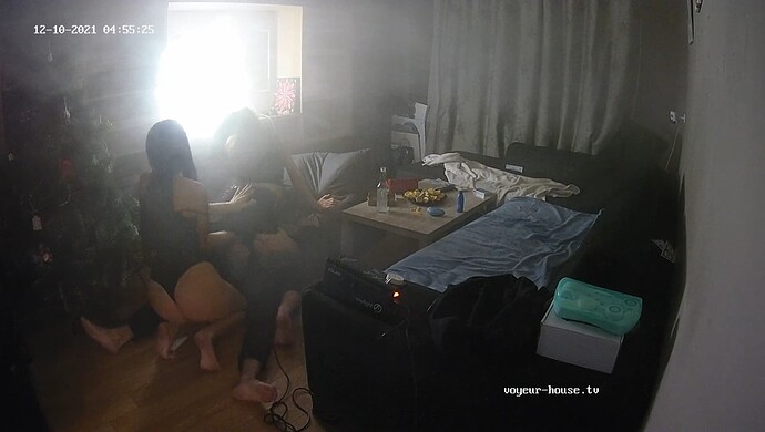 realm6-cam13-1639151810