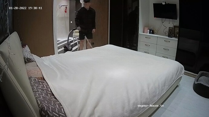 realm62-cam18-1643387954