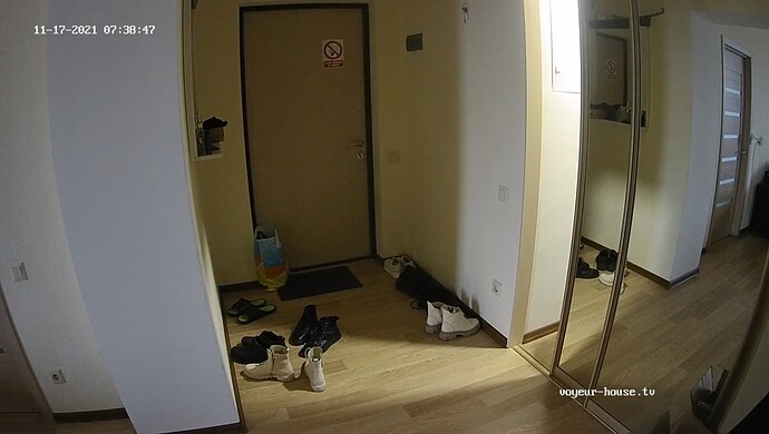 realm8-cam110-1637133369