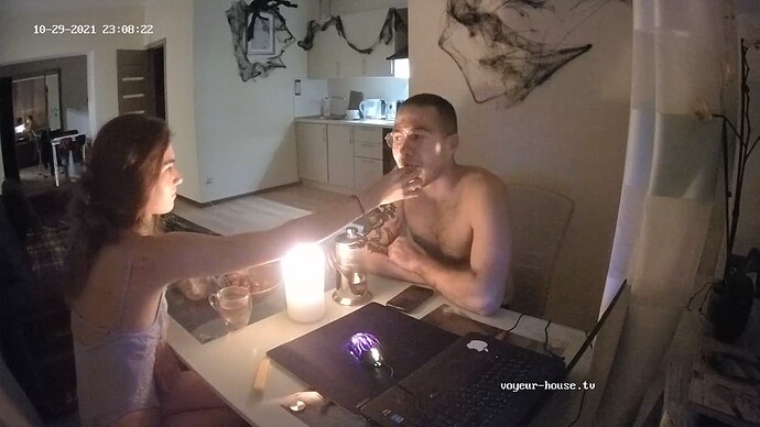 realm8-cam14-1635538690