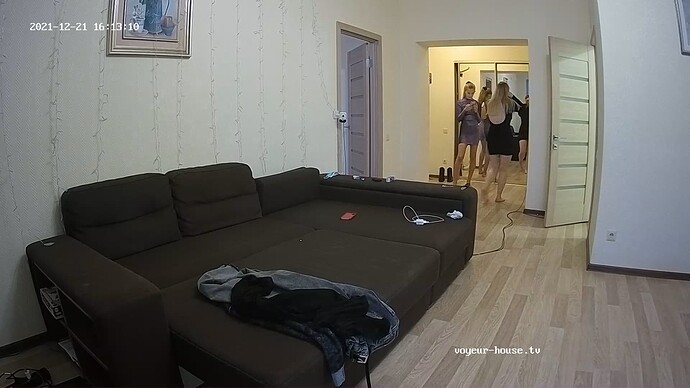 realm8-cam15-1640096022