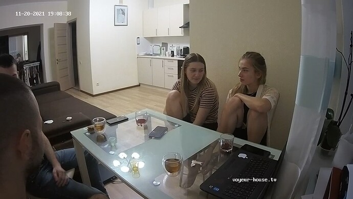realm8-cam14-1637428148