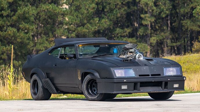 1973-Ford-Falcon-XB-Interceptor-Pursuit-Special-Mad-Max-Replica-Exterior-001-Front-Three-Quarters