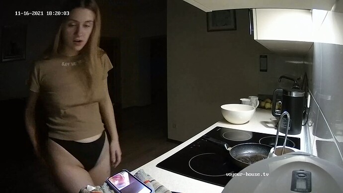 realm8-cam12-1637080985