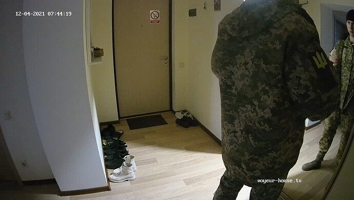 realm8-cam110-1638603001